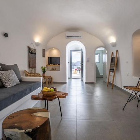 Virginia'S Cave Villas Oía Zewnętrze zdjęcie